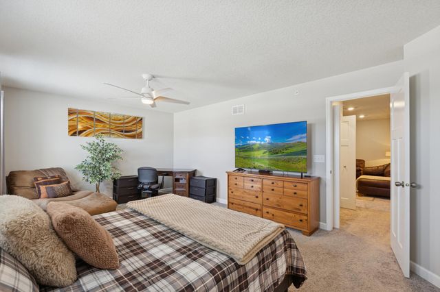 10546 Weston Way N, Maple Grove, MN 55369