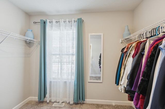 10546 Weston Way N, Maple Grove, MN 55369