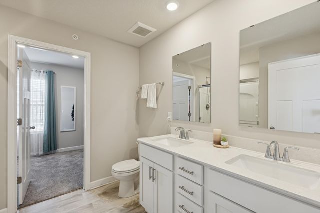 10546 Weston Way N, Maple Grove, MN 55369