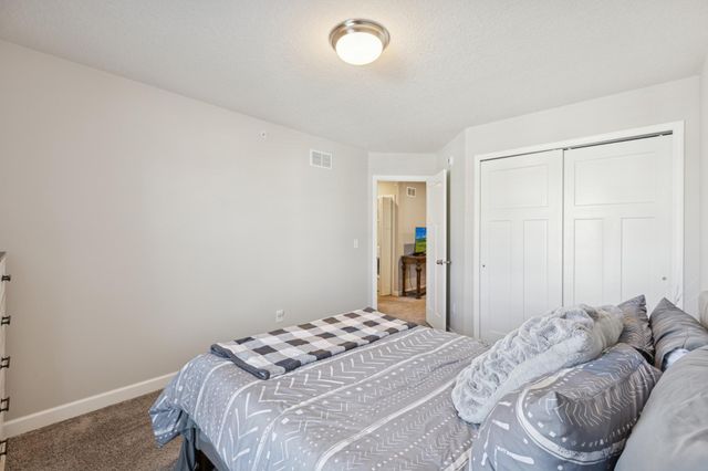 10546 Weston Way N, Maple Grove, MN 55369