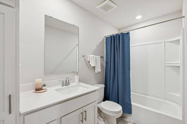 10546 Weston Way N, Maple Grove, MN 55369