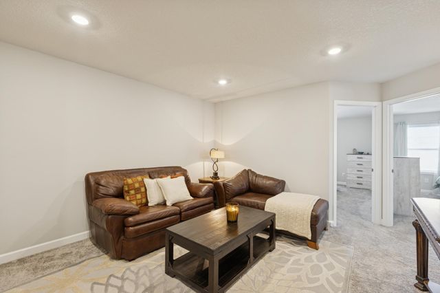 10546 Weston Way N, Maple Grove, MN 55369