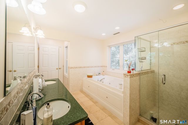 65 West Dayton Hill Road, Wallingford, CT 06492