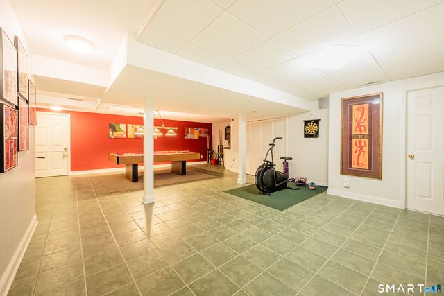 65 West Dayton Hill Road, Wallingford, CT 06492