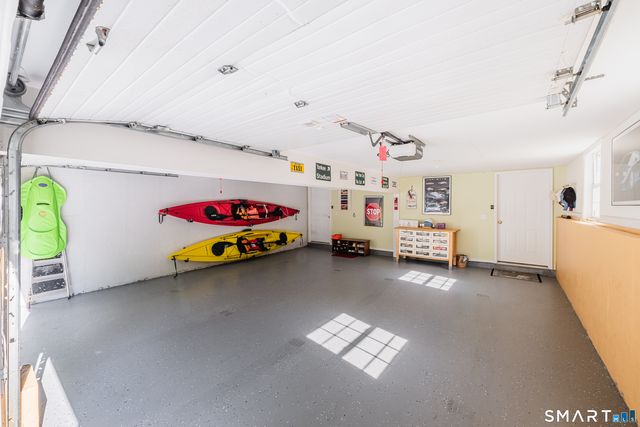 65 West Dayton Hill Road, Wallingford, CT 06492