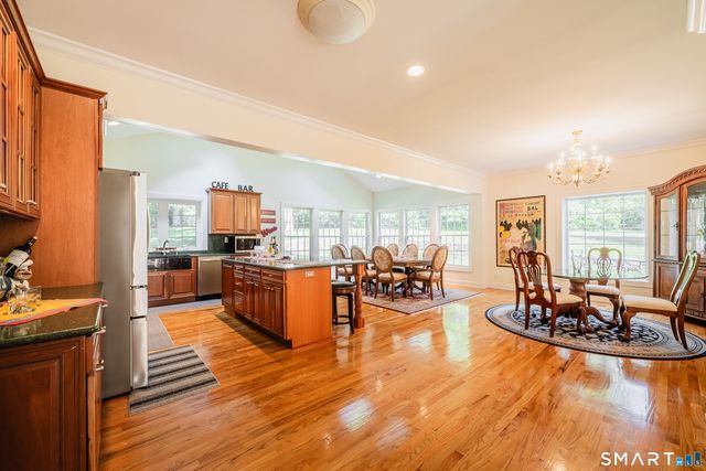 65 West Dayton Hill Road, Wallingford, CT 06492