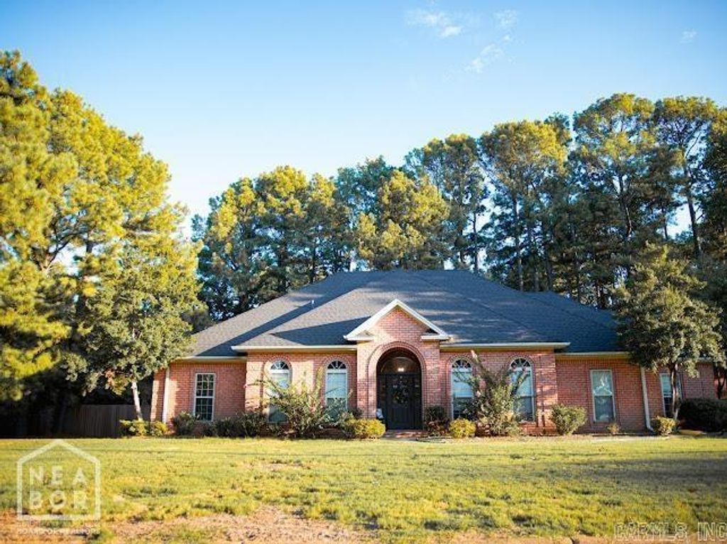 1009 Rossland Drive, Jonesboro, AR 72404
