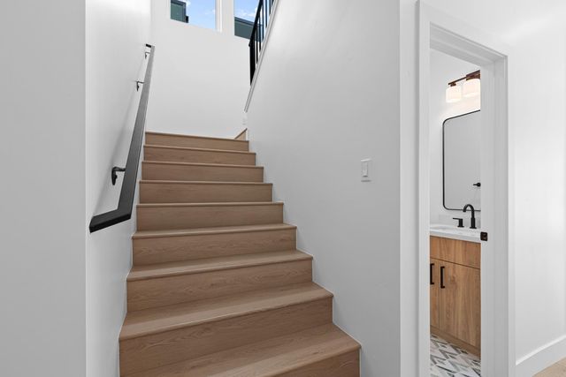 2817 Democracy Aly, Sacramento, CA 95816