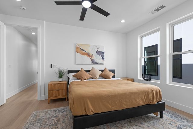 2817 Democracy Aly, Sacramento, CA 95816