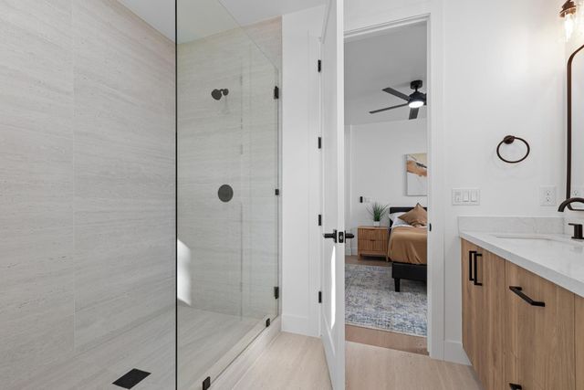 2817 Democracy Aly, Sacramento, CA 95816