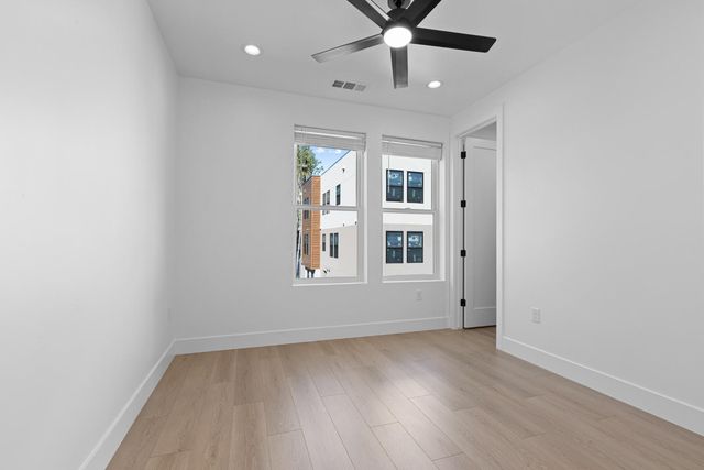 2817 Democracy Aly, Sacramento, CA 95816