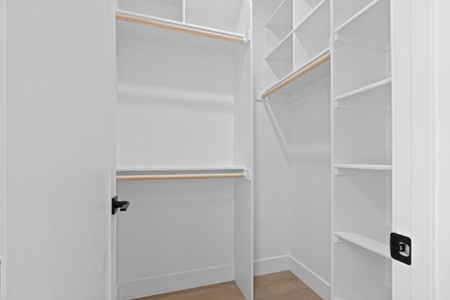 2817 Democracy Aly, Sacramento, CA 95816