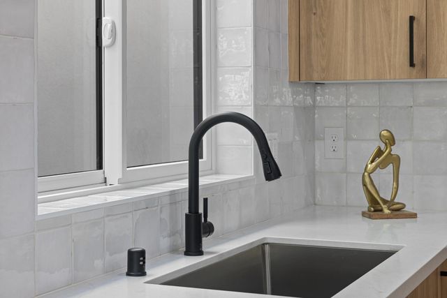 2817 Democracy Aly, Sacramento, CA 95816