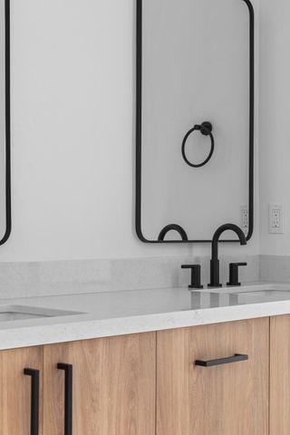 2817 Democracy Aly, Sacramento, CA 95816