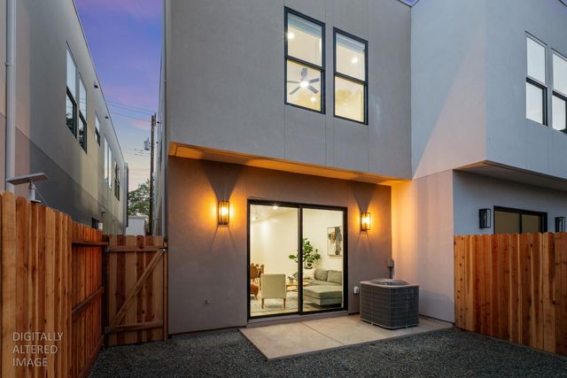 2817 Democracy Aly, Sacramento, CA 95816