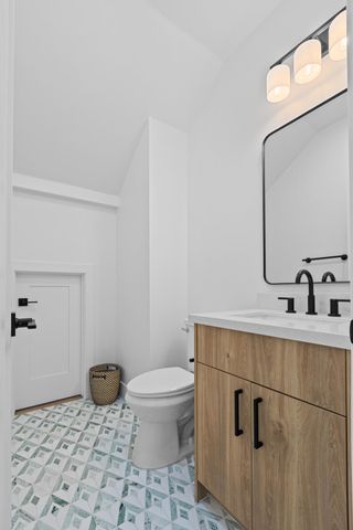 2817 Democracy Aly, Sacramento, CA 95816