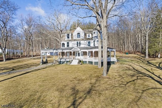 211 Mountainside Rd, Mendham Twp., NJ 07945