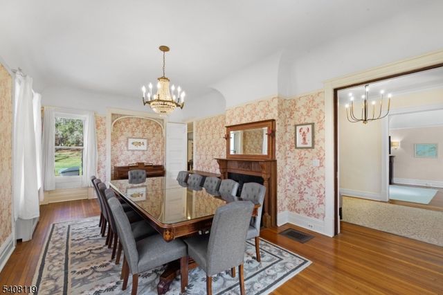 211 Mountainside Rd, Mendham Twp., NJ 07945