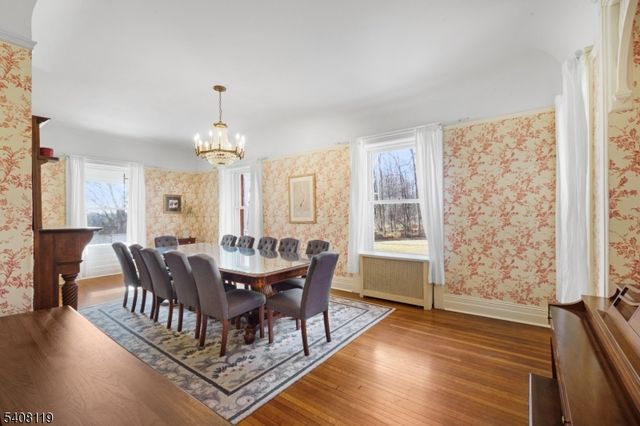 211 Mountainside Rd, Mendham Twp., NJ 07945