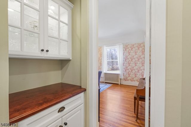 211 Mountainside Rd, Mendham Twp., NJ 07945