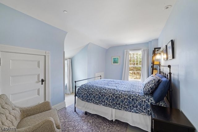 211 Mountainside Rd, Mendham Twp., NJ 07945