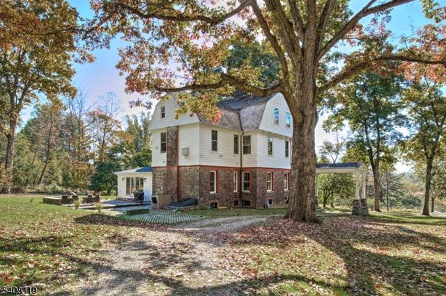 211 Mountainside Rd, Mendham Twp., NJ 07945
