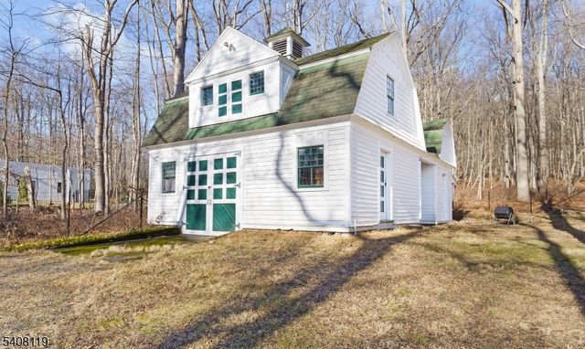 211 Mountainside Rd, Mendham Twp., NJ 07945