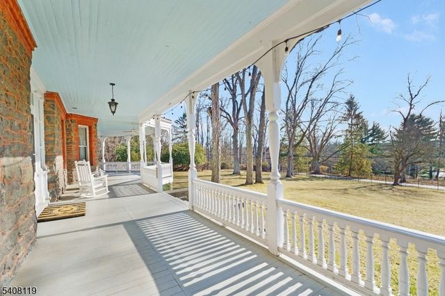 211 Mountainside Rd, Mendham Twp., NJ 07945