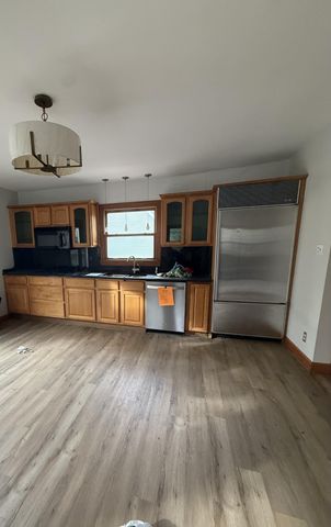 5271 Central Avenue, Portage, IN 46368