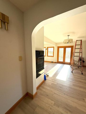 5271 Central Avenue, Portage, IN 46368