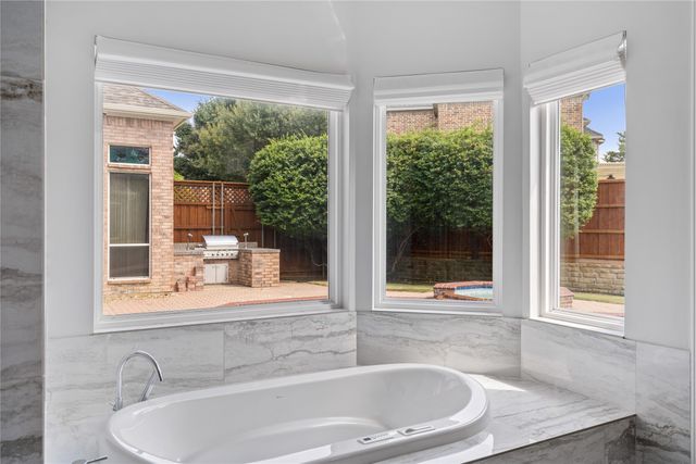 3705 COUNTRY OAK Court, Plano, TX 75093