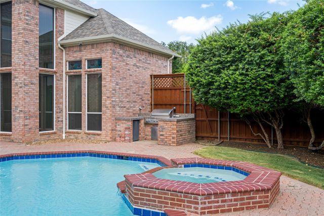 3705 COUNTRY OAK Court, Plano, TX 75093