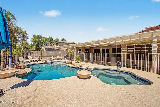 5920 N 132ND Drive, Litchfield Park, AZ 85340