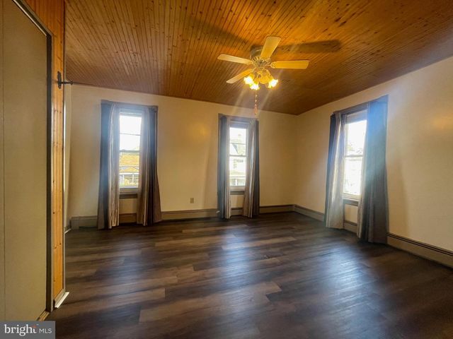 135 LUCKNOW RD, Harrisburg, PA 17110