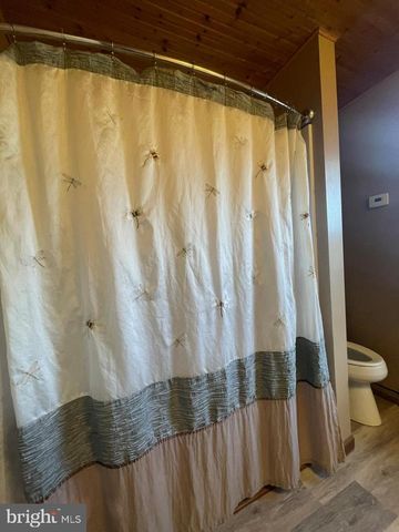 135 LUCKNOW RD, Harrisburg, PA 17110