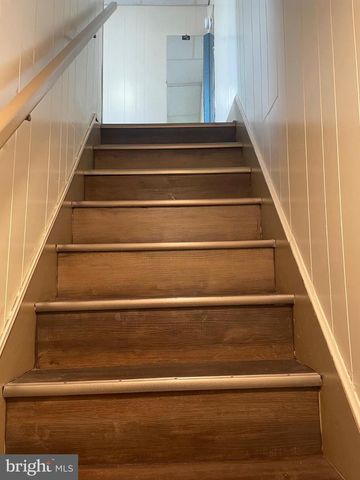 135 LUCKNOW RD, Harrisburg, PA 17110