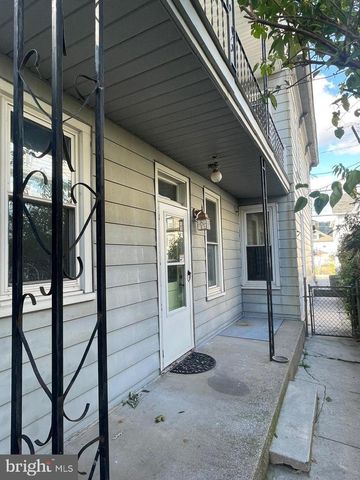 135 LUCKNOW RD, Harrisburg, PA 17110