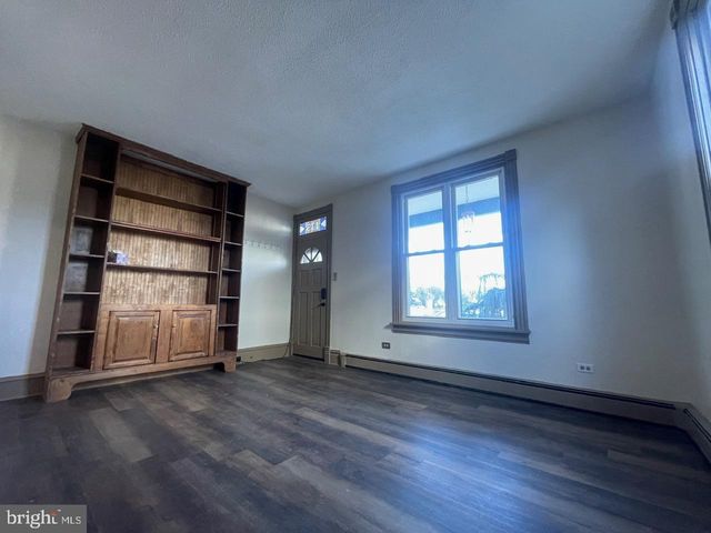 135 LUCKNOW RD, Harrisburg, PA 17110