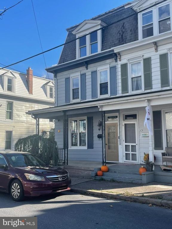 135 LUCKNOW RD, Harrisburg, PA 17110