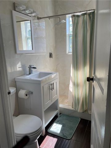 17 NE 9TH Avenue 4, Fort Lauderdale, FL 33301