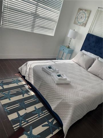17 NE 9TH Avenue 4, Fort Lauderdale, FL 33301