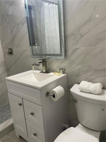 17 NE 9TH Avenue 4, Fort Lauderdale, FL 33301