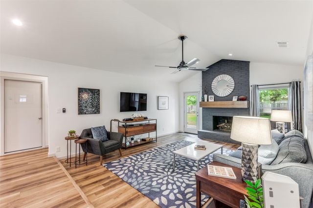 3204 Benbrook DR, Austin, TX 78757
