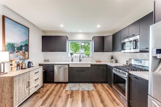 3204 Benbrook DR, Austin, TX 78757