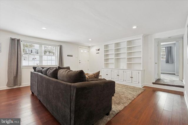 112 YARDLEY COMMONS, Yardley, PA 19067