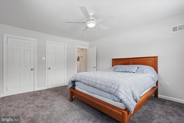 112 YARDLEY COMMONS, Yardley, PA 19067