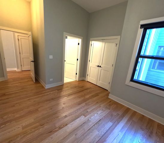 3473 S Archer Avenue 305, Chicago, IL 60608