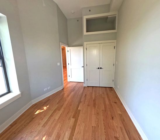 3473 S Archer Avenue 305, Chicago, IL 60608