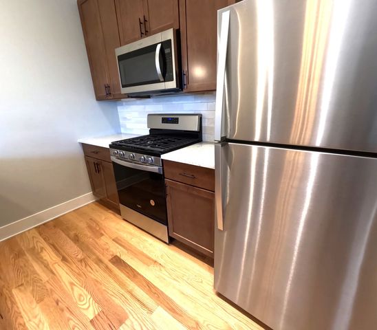 3473 S Archer Avenue 305, Chicago, IL 60608