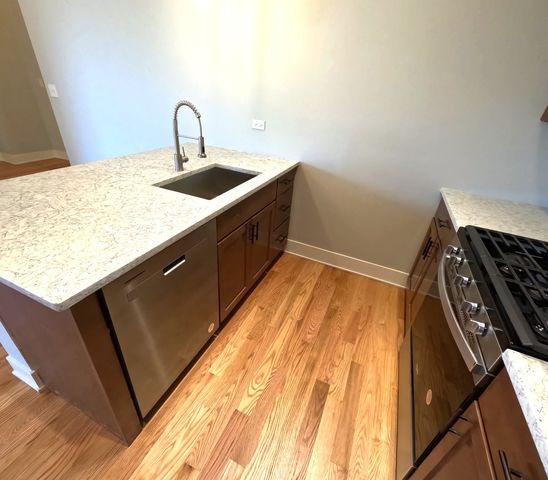 3473 S Archer Avenue 305, Chicago, IL 60608